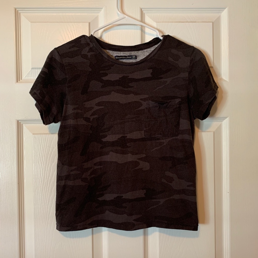 Abercrombie & Fitch Camo tee